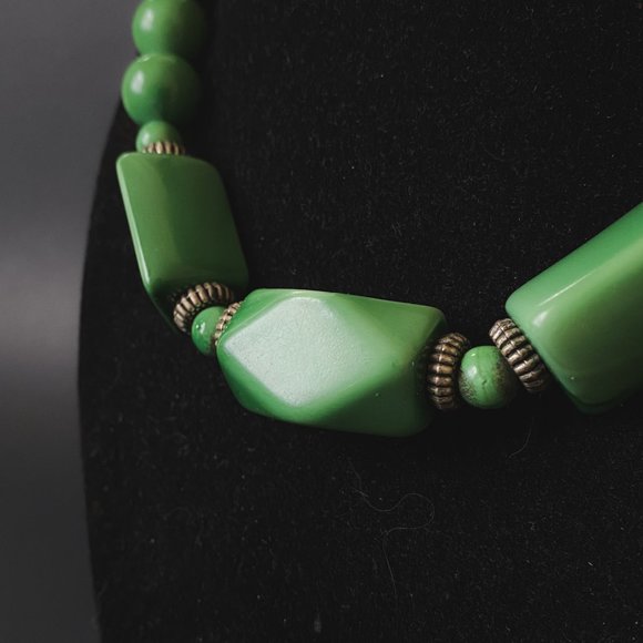 Vintage Green Acrylic Chunky Beaded Geometric Choker Collar Retro Funky Necklace - Picture 2 of 10